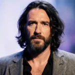 Computer screen shows a text saying I can