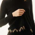 Anne Hathaway’s $990 Sweater Look for $20 on Amazon