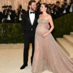 Hailee Steinfeld walks the red carpet with Josh Allen and her baby bump glowing in a strapless gown
