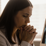 Jessica Mason mother sits in a doctor